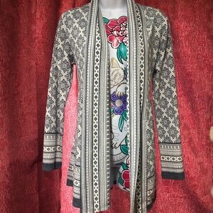 NWOT Dalia Blue White Tribal Cardigan